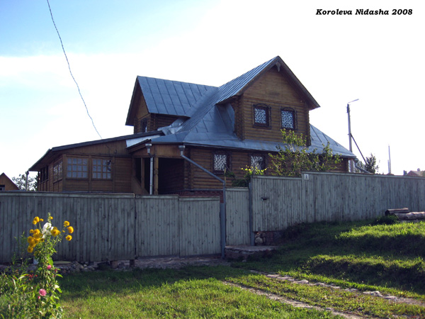 Железная оконная решетка в Суздальском районе Владимирской области фото vgv