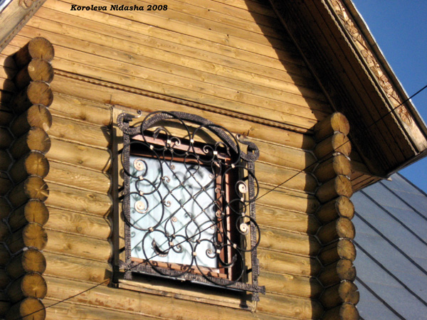 Железная оконная решетка в Суздальском районе Владимирской области фото vgv