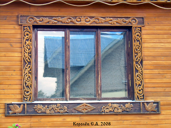 деревянные наличники дома 18 на улице Козуева в Суздале в Суздальском районе Владимирской области фото vgv