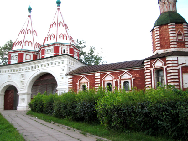 Ризоположенский женский монастырь г.Суздаля (1207 г.) в Суздальском районе Владимирской области фото vgv