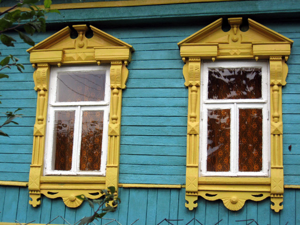 деревянные наличники дома 5 на Октябрьской в Суздале в Суздальском районе Владимирской области фото vgv