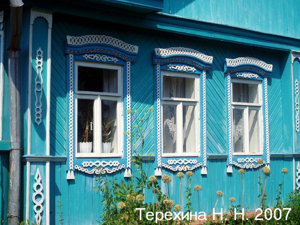 деревянные наличники на Покровской 47 в Суздале в Суздальском районе Владимирской области фото vgv