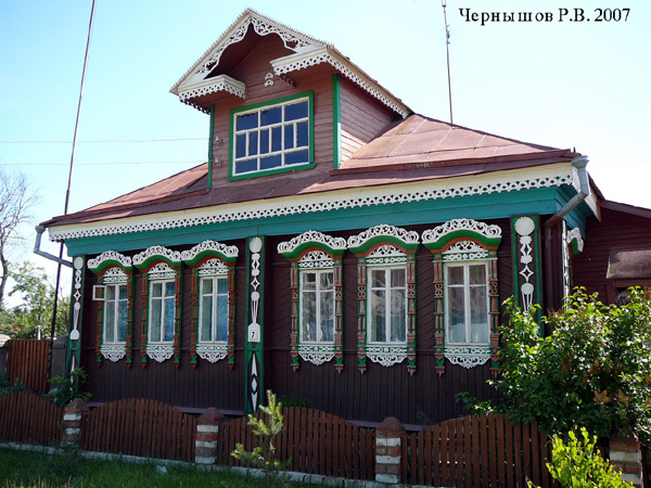 деревянные наличники дома 7 на Слободской улице в Суздале в Суздальском районе Владимирской области фото vgv