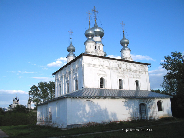 Петропавловская церковь XVII в. в Суздальском районе Владимирской области фото vgv