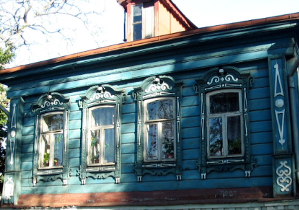 Деревянные наличники в Боголюбово на Ленина 111 в Суздальском районе Владимирской области фото vgv