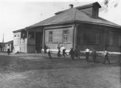 старая туртинская школа 30-е годы 20-го века в Суздальском районе Владимирской области фото vgv