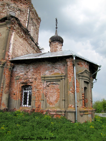 Воскресенская церковь с колокольней (1743) в Суздальском районе Владимирской области фото vgv
