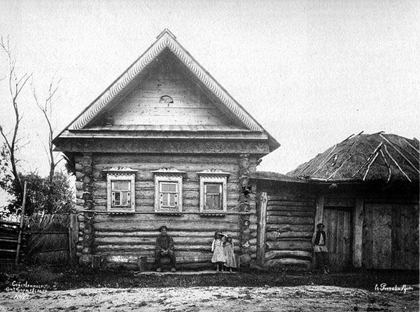Крестьянская изба в селе Кидекше близ Суздаля в Суздальском районе Владимирской области фото vgv