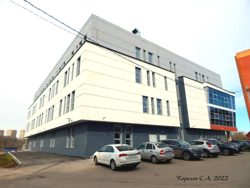 строительство Торгового центра на 1-м Кирпичном проезде 2а в 2021-2022 гг. во Владимире фото vgv