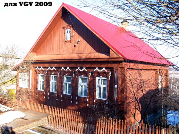 деревянные резные наличники на 2-й Кольцевой дом 34 во Владимире фото vgv