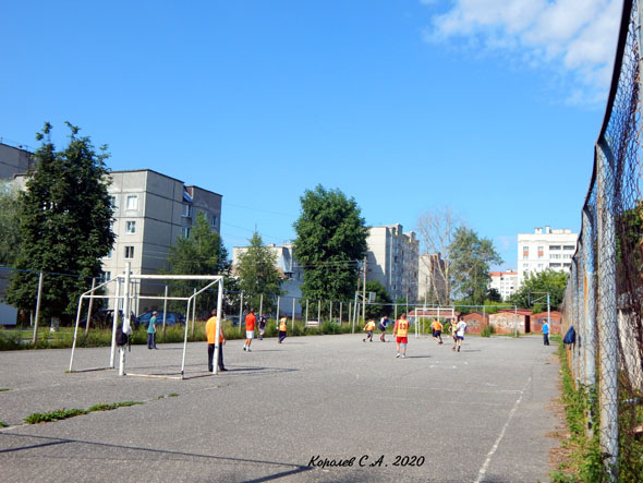 мини Стадион на улице 40 лет Октября во Владимире фото vgv