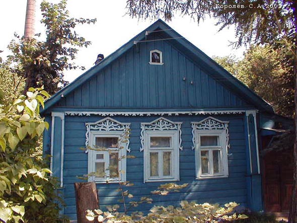 деревянные резные наличники на улице 8-го Марта дом 4 во Владимире фото vgv