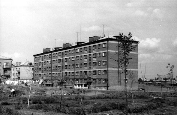 дом 32 по ул.Асаткина в 60-70-е годы XX века во Владимире фото vgv