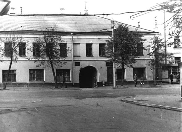 Дом N 7 по ул. Большая Московская - 70-е и 80-е годы XX века во Владимире фото vgv
