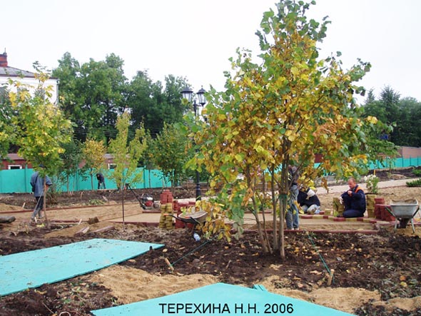Благоустройство Комсомольского сквера 2006 г. во Владимире фото vgv