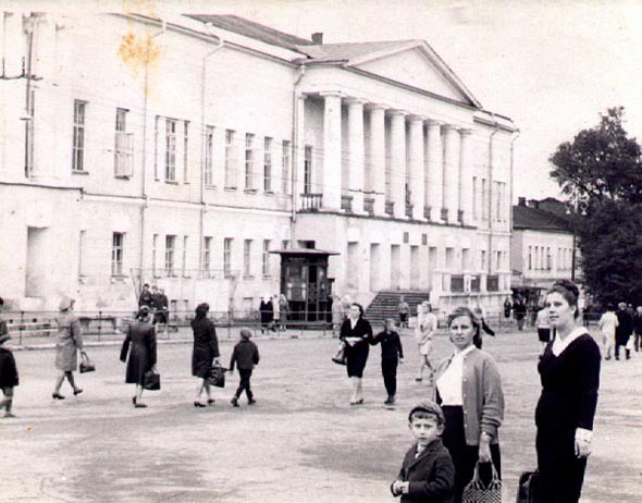 1969 год вид дома 35 ул.III Интернационала во Владимире фото vgv