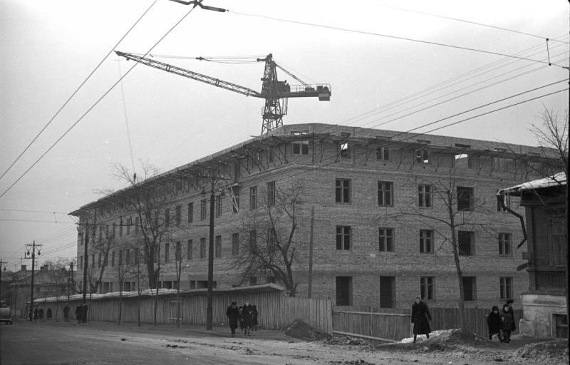 строительство дома 32 на улице Фрунзе в 1959 году во Владимире фото vgv