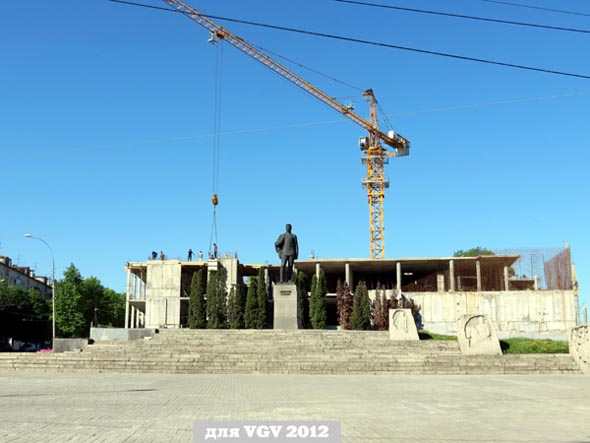Строительство торгового центра по ул. Большая Нижегородская д.49 2006-2013 гг. во Владимире фото vgv