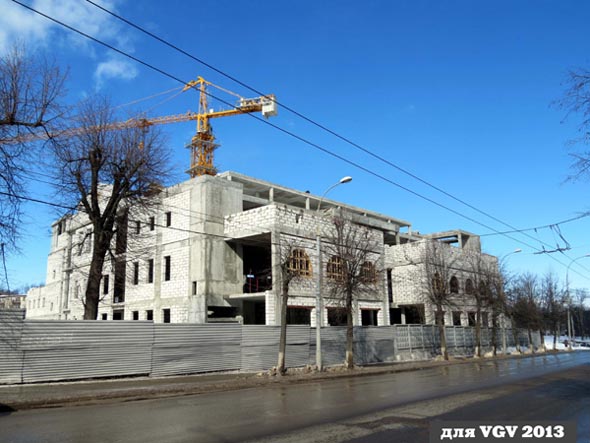 Строительство торгового центра по ул. Большая Нижегородская д.49 2006-2013 гг. во Владимире фото vgv