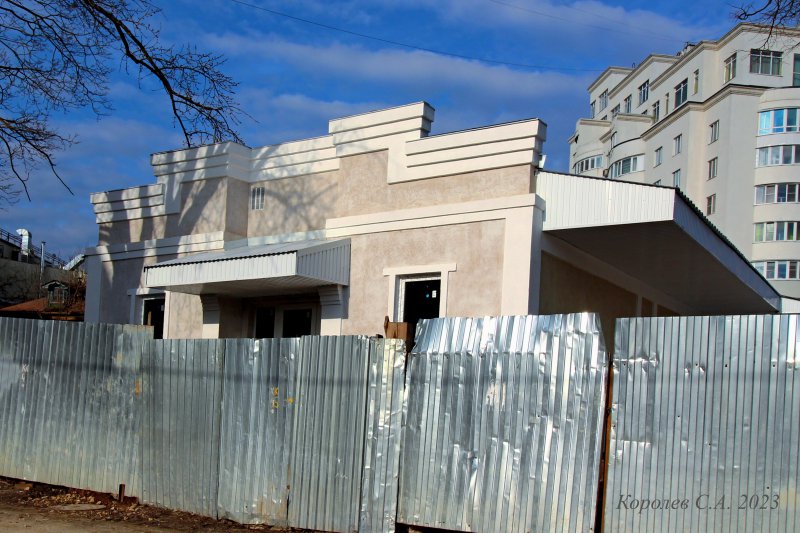 строительство дома 11а на улице Большие Ременники в 2023 году во Владимире фото vgv