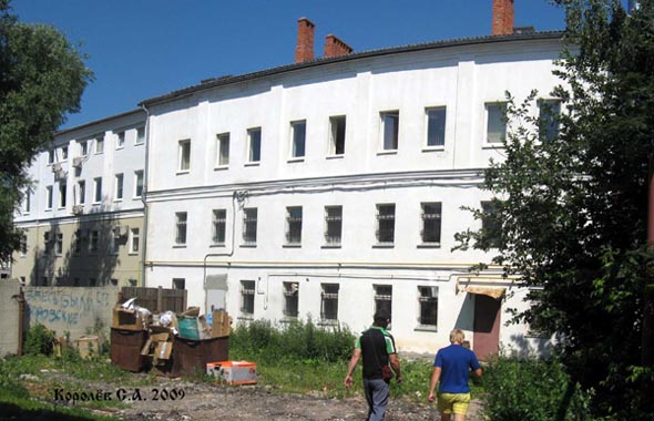 Фотографии дома 9 на Девической 2002-2019 годы во Владимире фото vgv