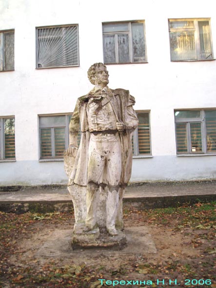 памятник А.С.Пушкину до реставрации 2007 г. во Владимире фото vgv