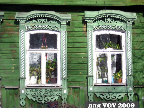 типичные деревянные резные наличники , во Владимире фото vgv