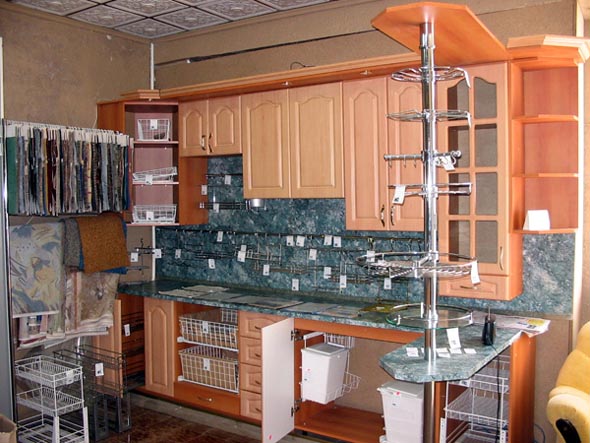 магазин «Мебельная фурнитура, аксессуары для мебели» в ДММ на Добросельской 2а во Владимире фото vgv