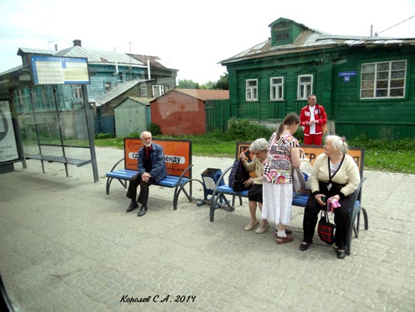 остановка «Сады на Добросельской» - из центра у дома 150 по Добросельской во Владимире фото vgv