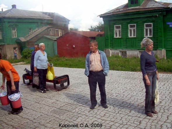 остановка «Сады на Добросельской» - из центра у дома 150 по Добросельской во Владимире фото vgv
