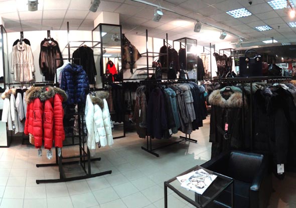 салон женской одежды и пальто «Аркада» на Дворянской во Владимире фото vgv