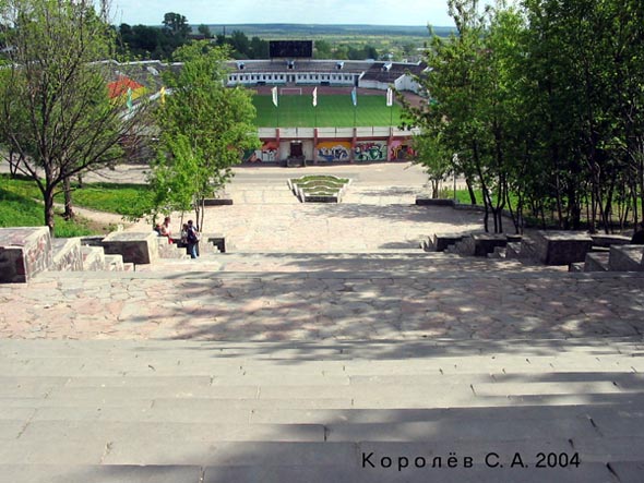 лестница к стадиону Торпедо во Владимире фото vgv