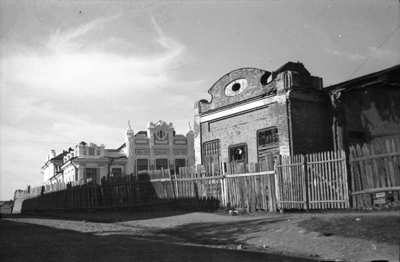 здание первой Владимирской электростанции Русакова на фото 1944 года во Владимире фото vgv