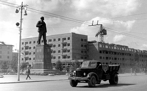 строительство дома 77 на улице Горьго 1964 год во Владимире фото vgv