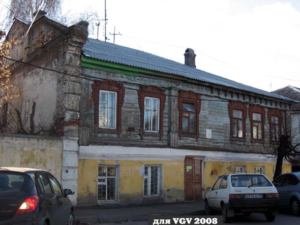 деревянные резные наличники на Княгининской дом 3 во Владимире фото vgv