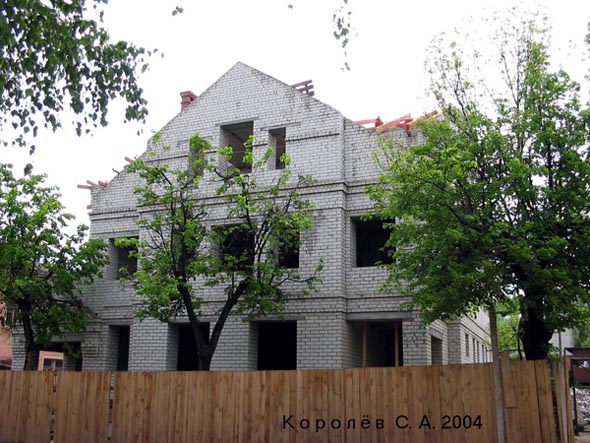 Строительство дома 7 по ул. Княгиниская 2004-2005 гг. во Владимире фото vgv