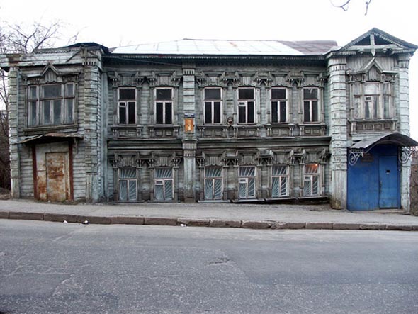 дом N 1 по Коммунальному спуску до реконструкции 2003-2005 гг. во Владимире фото vgv
