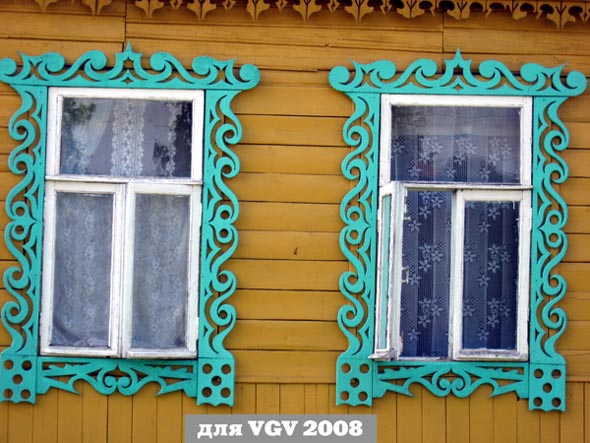Резные деревянные наличники на Луневском Валу 41 во Владимире фото vgv