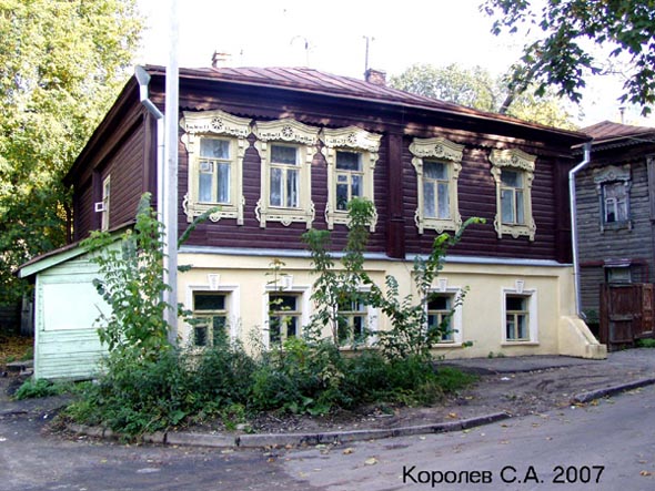 резные наличники дома 7 на улице Малые Ременники во Владимире фото vgv
