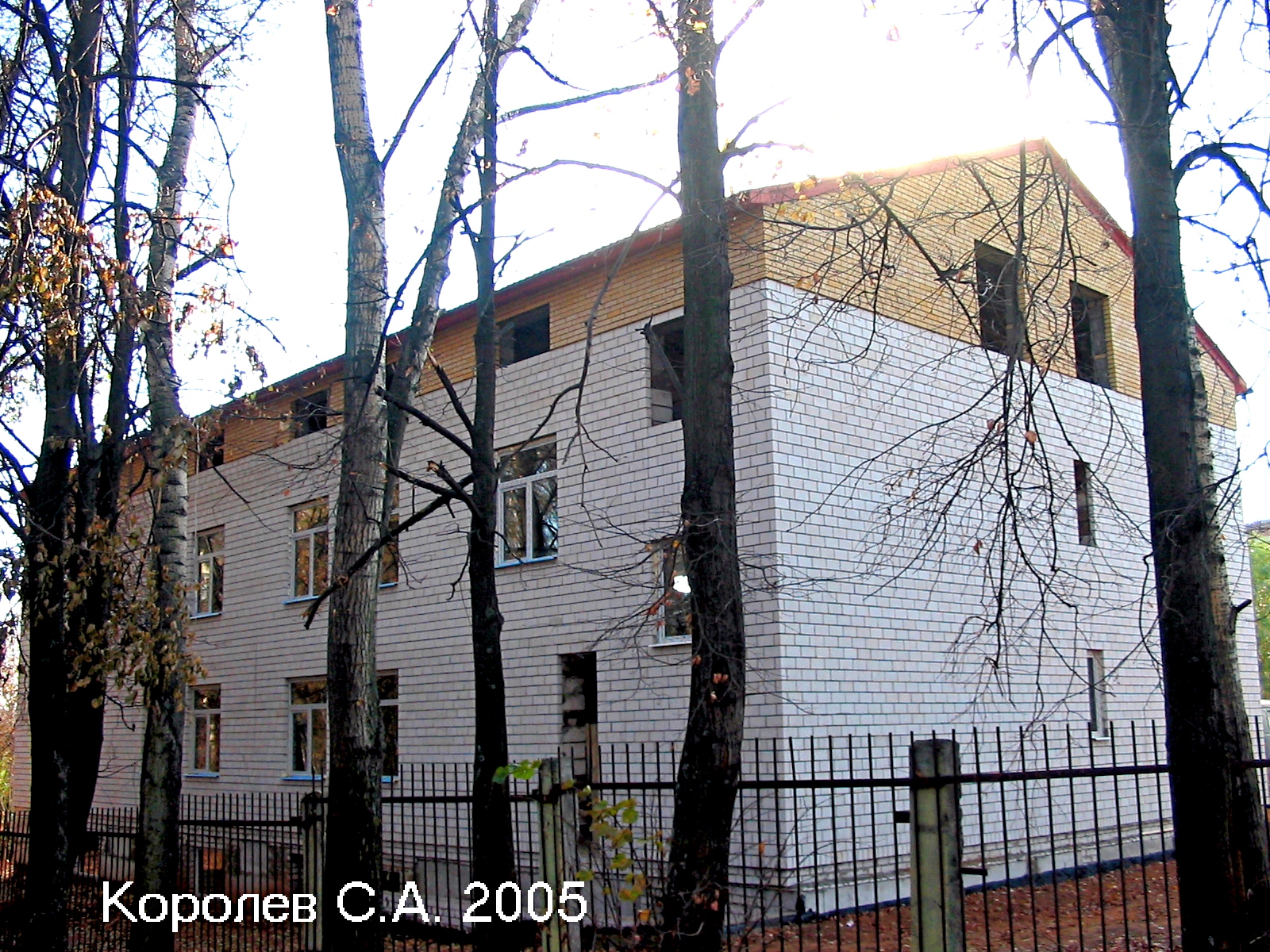 строительство дома 9 по ул. Михайловской 2004-2008 гг. (на территории парка 850-летия г.Владимира) во Владимире фото vgv