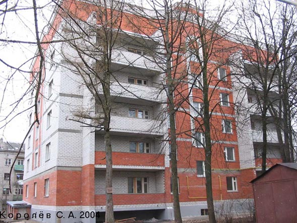строительство дома 24а по ул.Михайловская 2004 г. во Владимире фото vgv