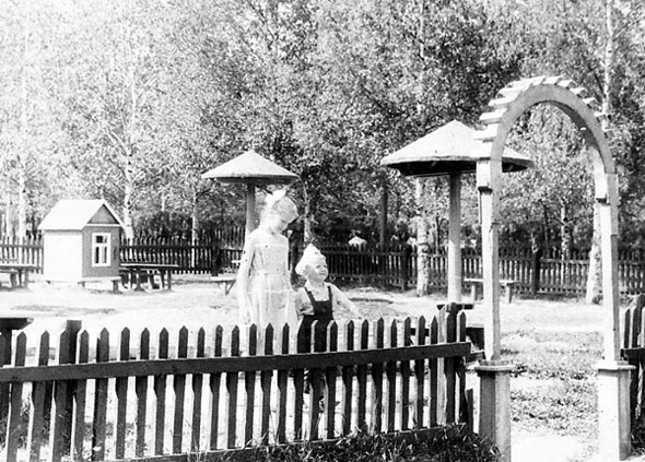 Детская площадка Центрального парка во Владимире фото vgv