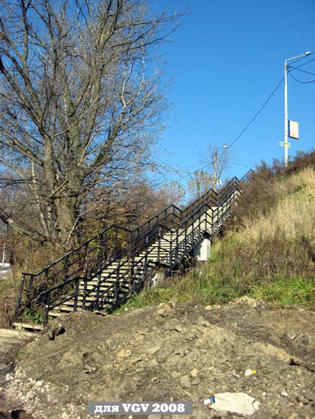 лестница на шоссе Владимир-Муром у дома 34 на улице Муромская во Владимире фото vgv