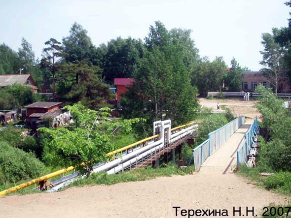 пешеходный мостик через овраг в п.Оргтруд во Владимире фото vgv