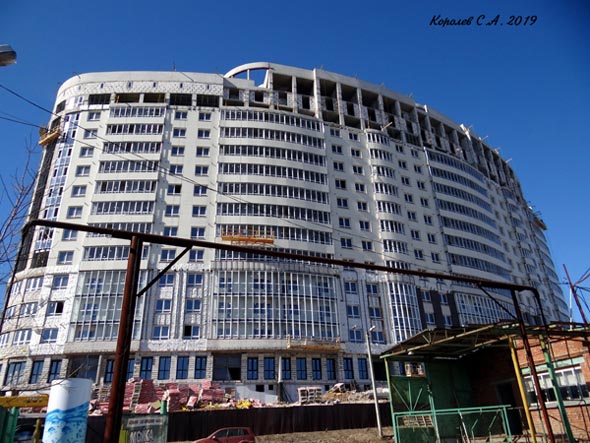 Строительство 3 корпуса ЖК Танеев Парк в 2017-2019 гг. во Владимире фото vgv