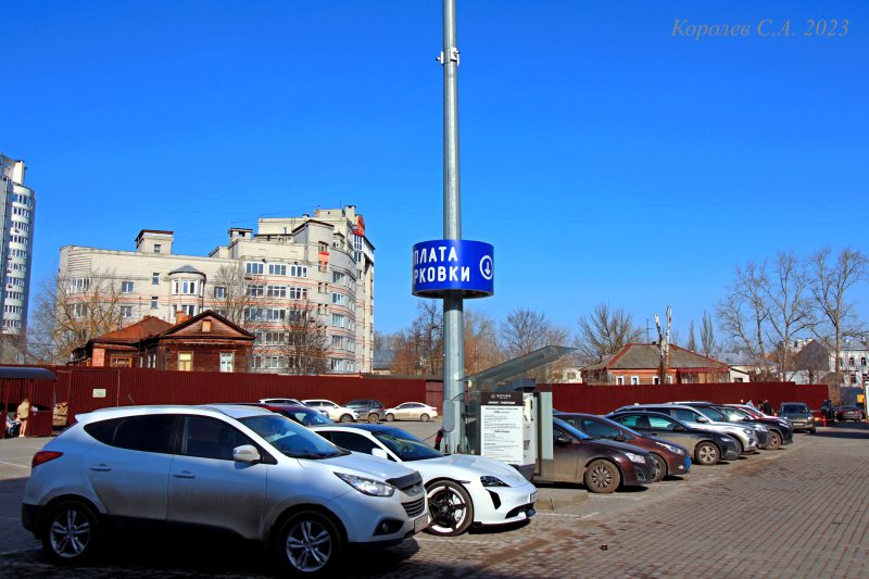 Паркинг у ТЦ Типография - круглосуточно во Владимире фото vgv