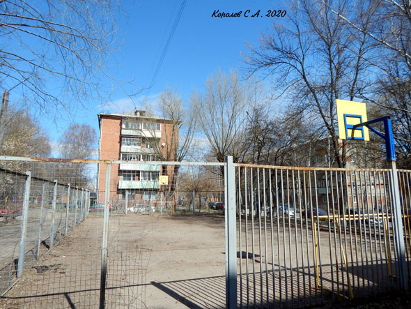 стадион гимназии 73 во Владимире фото vgv