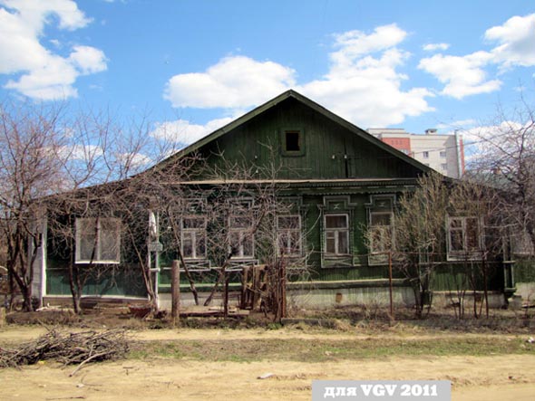 Вид дома 71 по ул.Пугачева 71 до сноса в 2014 году во Владимире фото vgv