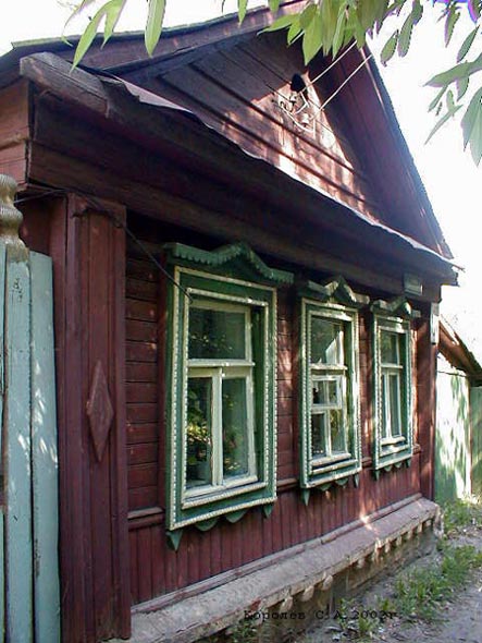 Вид дома 31 по улице Красноармейская до сноса в 2007 году во Владимире фото vgv