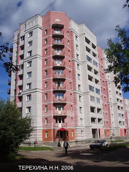 Строительство дома 4 по ул. Северная в 2003-2006 гг. во Владимире фото vgv
